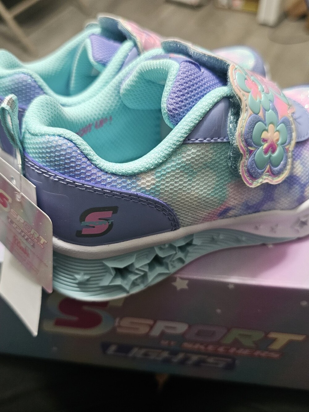 Skechers Kids Light-Up Floral Sneakers - Lavender & Mint Size 10 T, Brand New - Picture 4 of 8